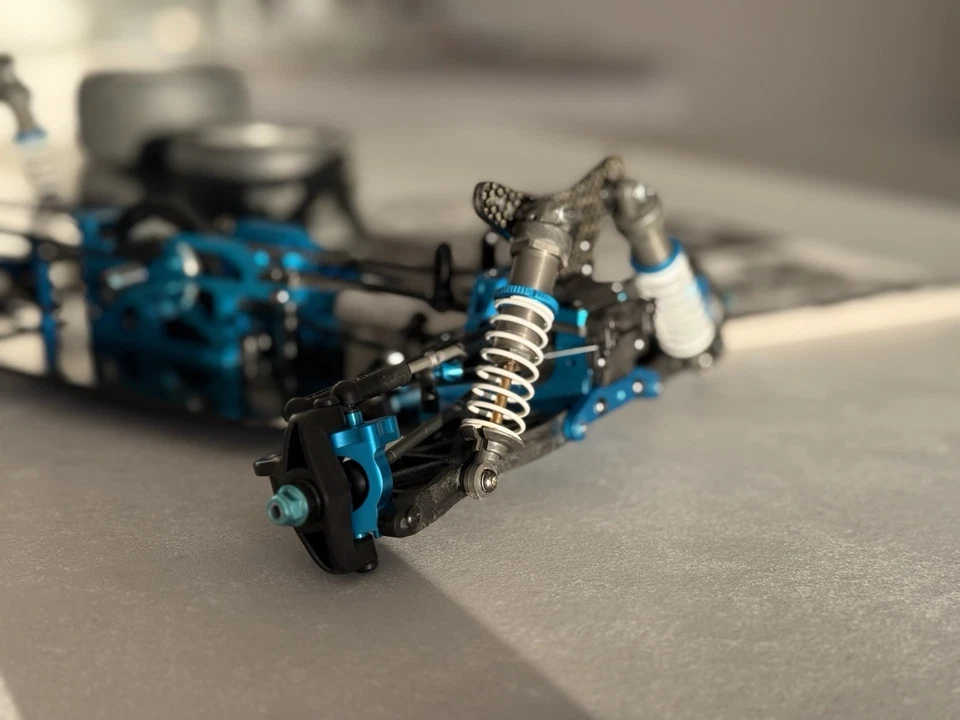 Vintage Tamiya TRF 501x - Bild 2 von 4