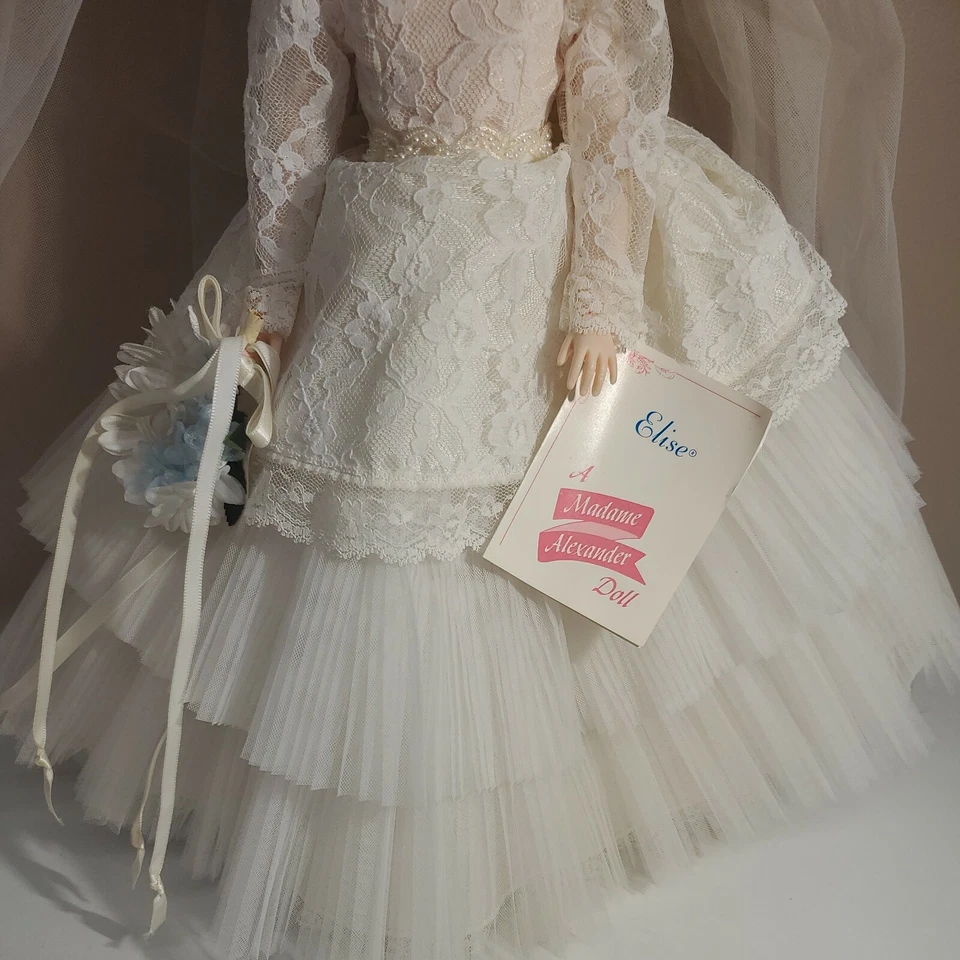 Madame Alexander 17” ELISE BRIDE #1685 Cabello castaño rojizo ojos marrones con etiqueta y caja Foto 4 de 4