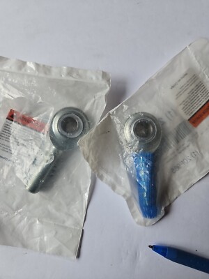 CMR8 Male Rod End  RH  1/2 in Bore (2 FOR $40)  1/2''-20  20F985 NOS AC9