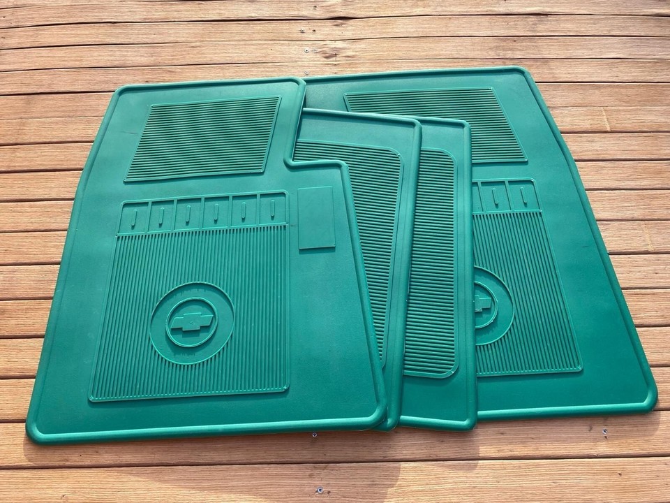 HEAVY DUTY SET AMCO STYLE RUBBER FLOOR MATS MGA 1956-1962