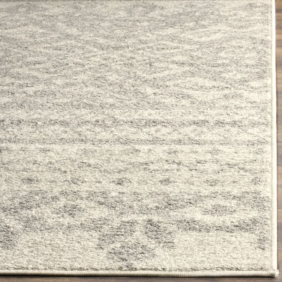 Safavieh Adirondack IVORY / SILVER 2' 6" X 4' Area Rug - ADR107B-24 - Image 2 of 3