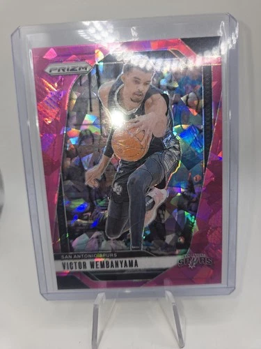 Victor 2024 Panini Prizm Victor #172 Pink