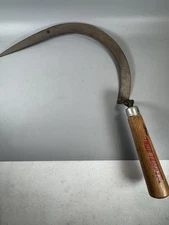 True Temper 15” Steel Sickle Curved Blade Wooden Handle Vintage Used
