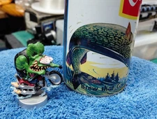 Rat fink Ed Roth mini  figure  Mooneyes 2013