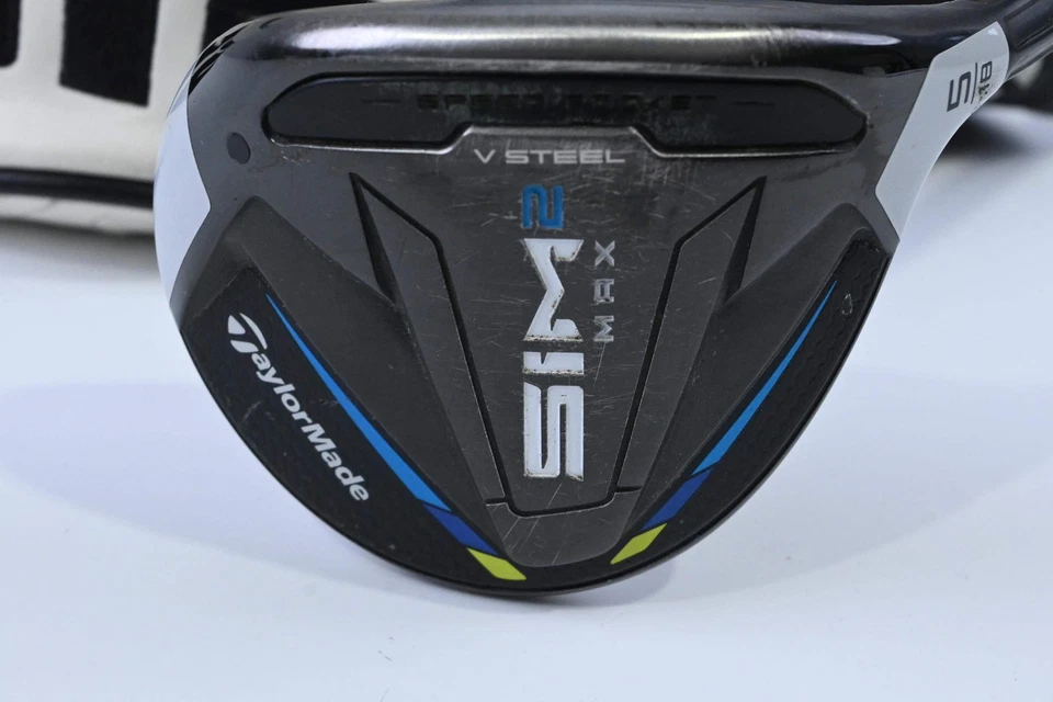 Taylormade SIM2 Max #5 Wood / 18 Degree / X-Flex Fujikura Ventus Blue 6 Shaft - Image 2 of 4