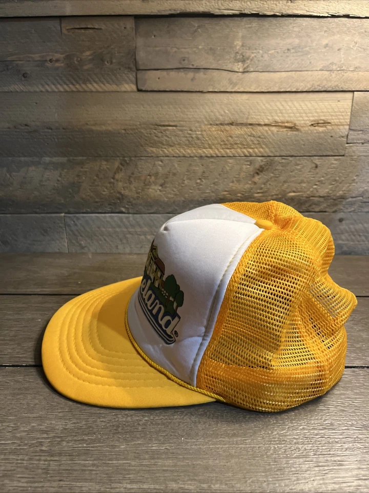 Gorra de camionero vintage años 80 90 Elvis Presley Graceland Snapback amarilla usada en excelente estado Foto 3 de 4