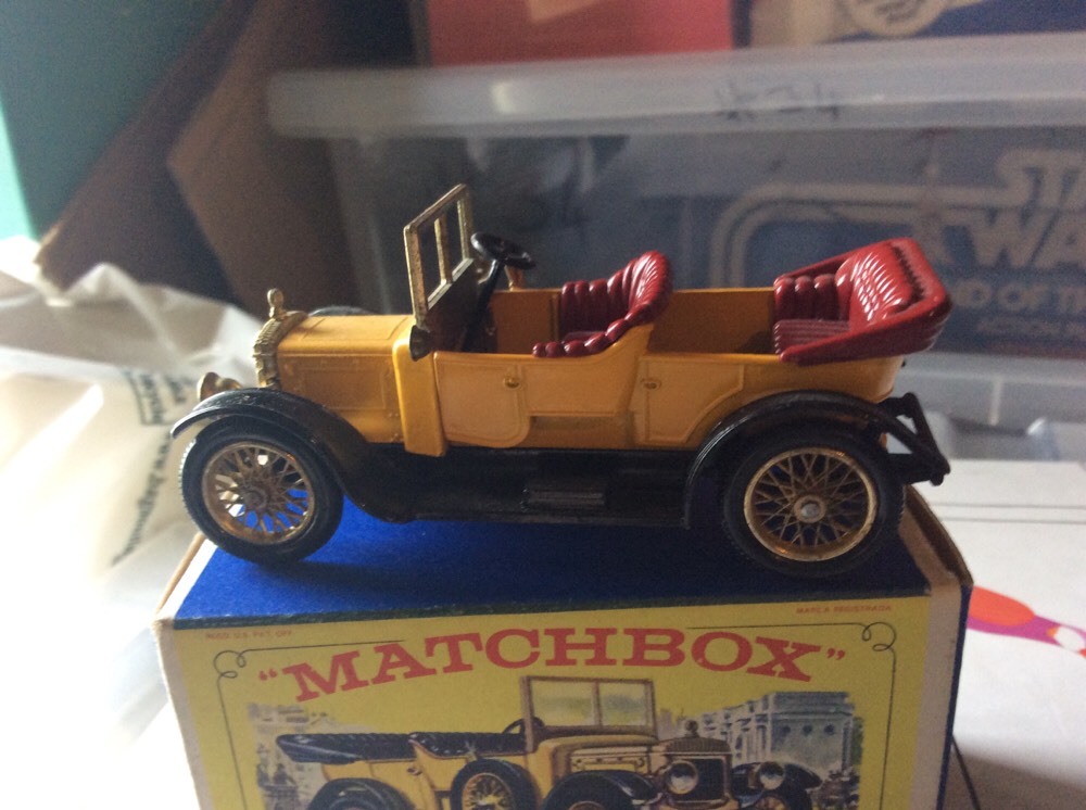Matchbox Yesteryear Y13, 1911 Daimler - Free Price Guide & Review