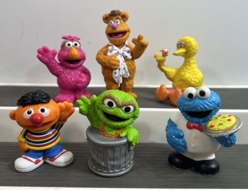 Sesame Street Workshop Lot of 6 Oscar Elmo Hasbro Playskool Toy Figure - Picture 1 of 4