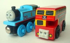 Thomas & Friends Wooden Railway Train Engine Bulgy Double Decker Bus & Thomas