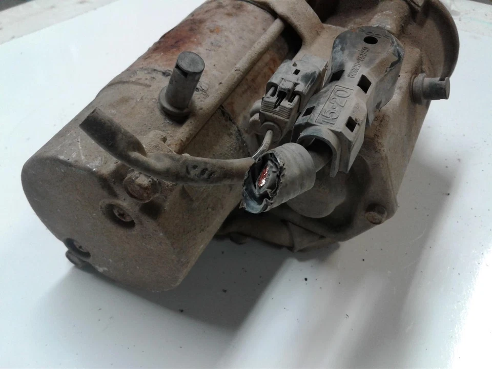 Motor de arranque usado se adapta a: Toyota Tacoma 2002 4 cilindros 1,4 kW grado A Foto 3 de 4