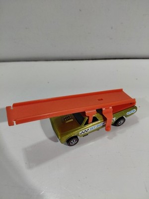Hot Wheels 1:64 Die Cast Red Line Hong Kong Sky Show Custom Fleetside Repaint
