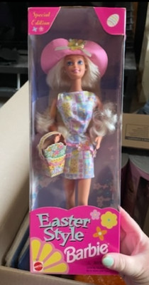 1997 Mattel Barbie Special Edition Easter Style Doll 17651