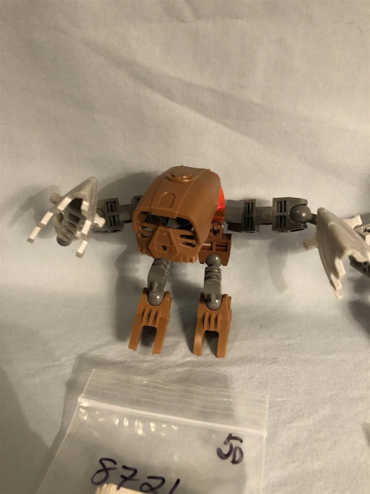 Lego MATORAN VOYA NUI 8721 8722 8723 8724 8725 8726 BIONICLE 100% complete set - Image 3 of 4