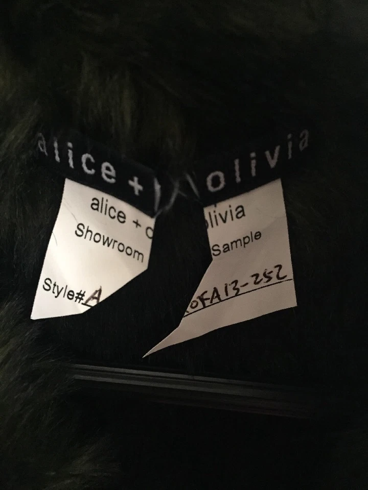 Alice + Olivia Raven Fur Reversible Green Vest New With Tags - Image 3 of 4