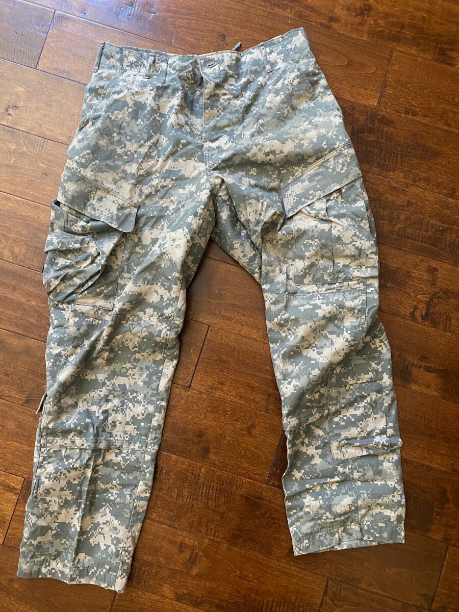 US ARMY Trousers Army Combat Uniform Medium- Regular Digital US ARMY Trousers Army Combat Uniform Medium- Regular Digital