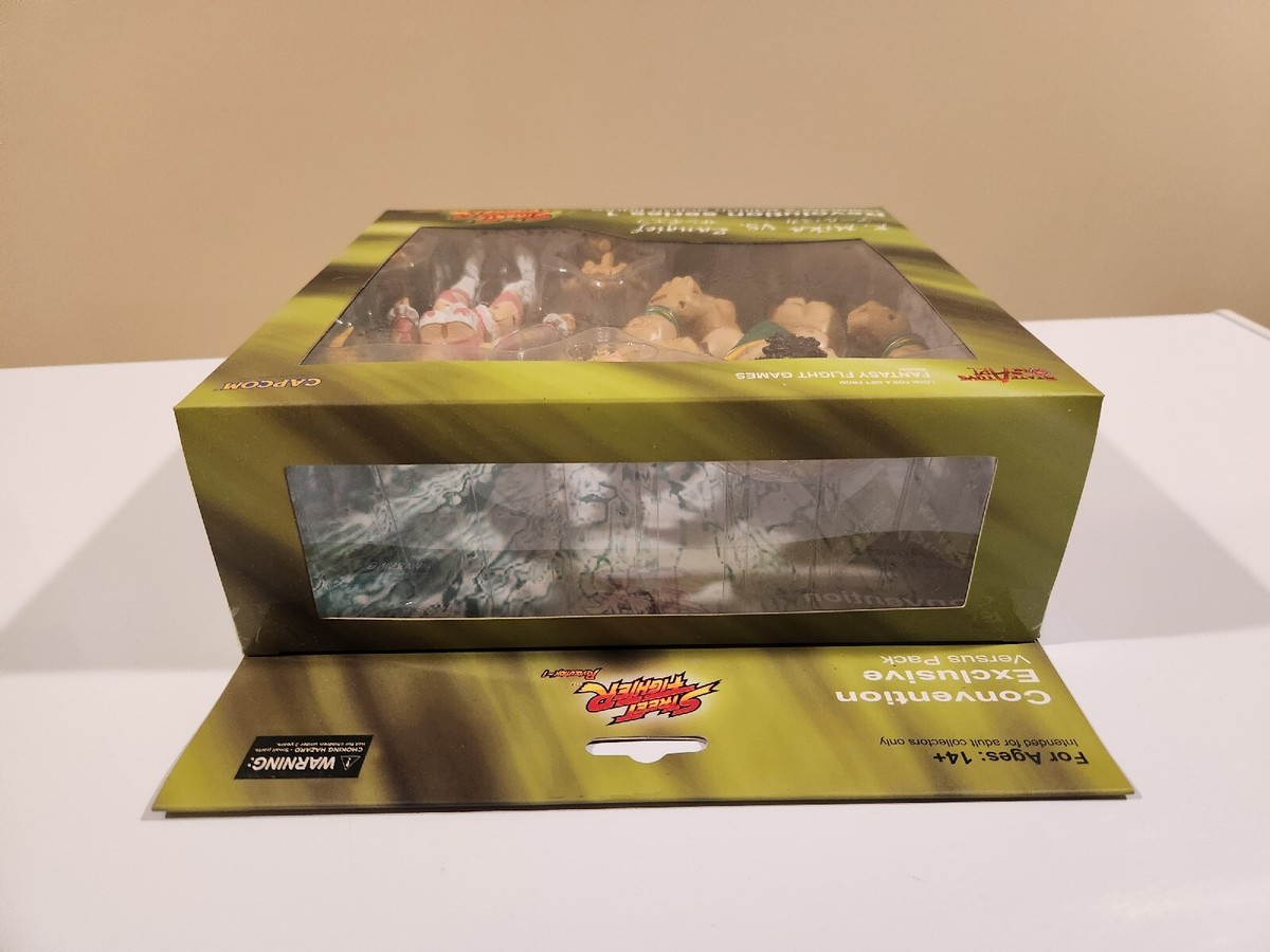 Street Fighter Revolution Series 1- ZANGIEF vs. R. MIKA 2 pack
