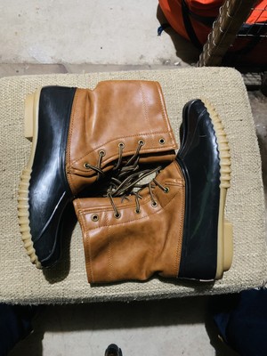 tan rain boots