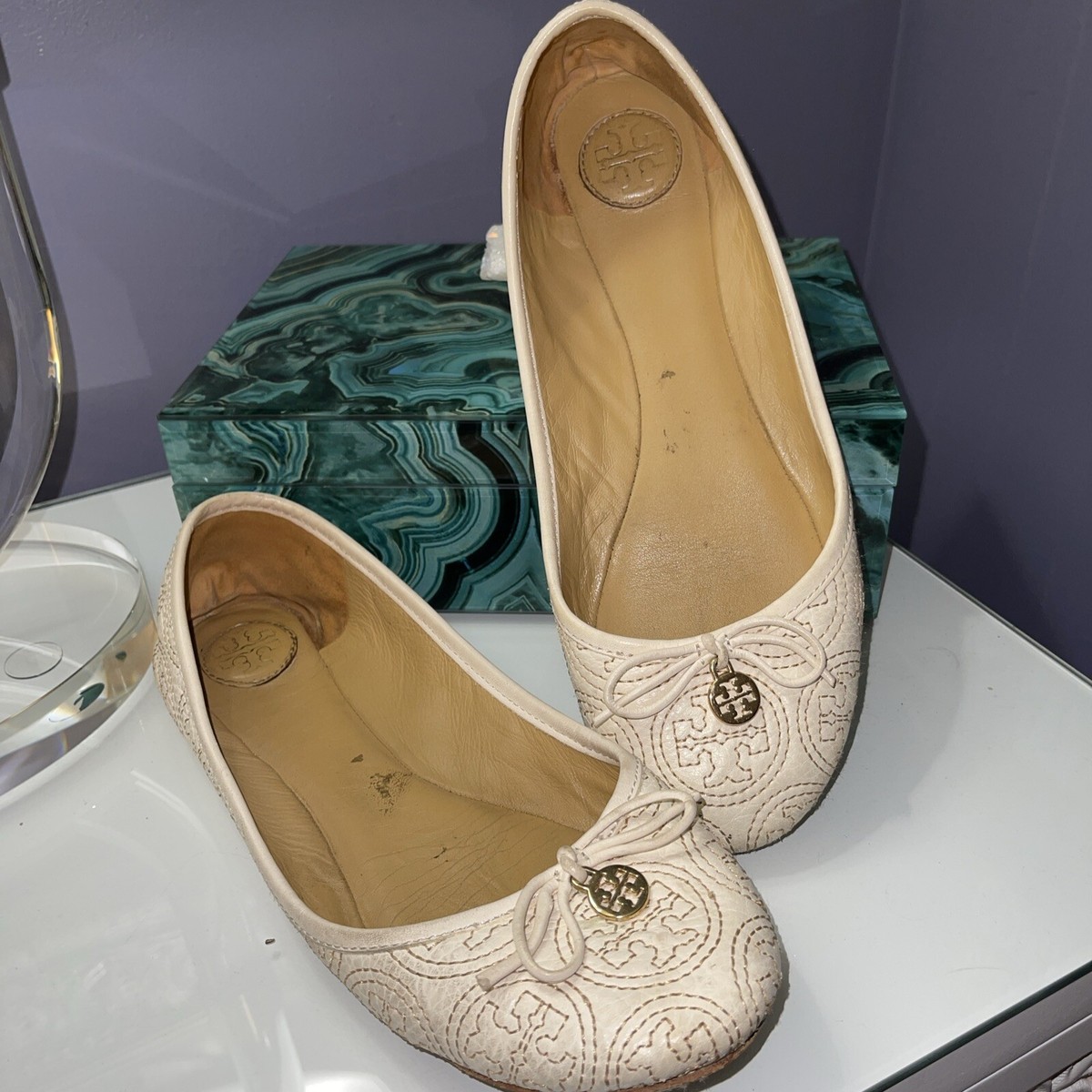 Tory Burch Cream Ballet Quilted Leather Flat Loafers Size  display picture 3