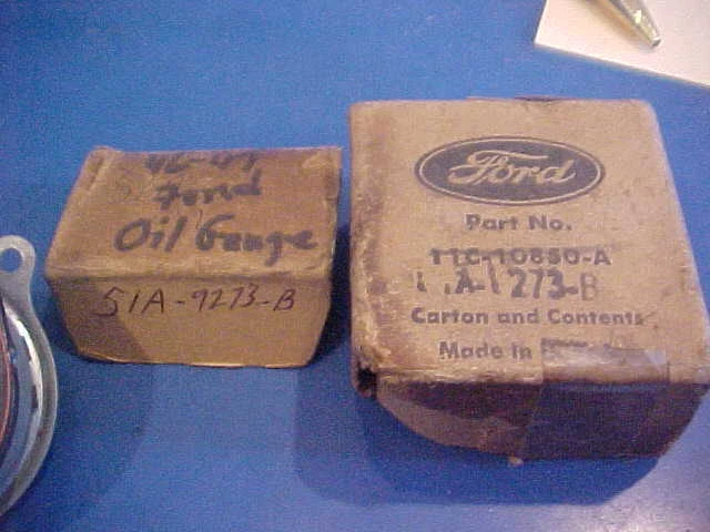 Nuevo de Lote Original Ford FOMOCO 46 47 Indicador de Presión de Aceite Super Deluxe Puntos Rojos Foto 3 de 4