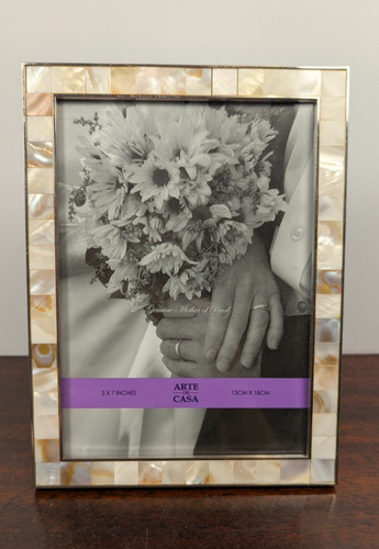 Arte de Casa Genuine Mother of Pearl 5x7 Picture Frame