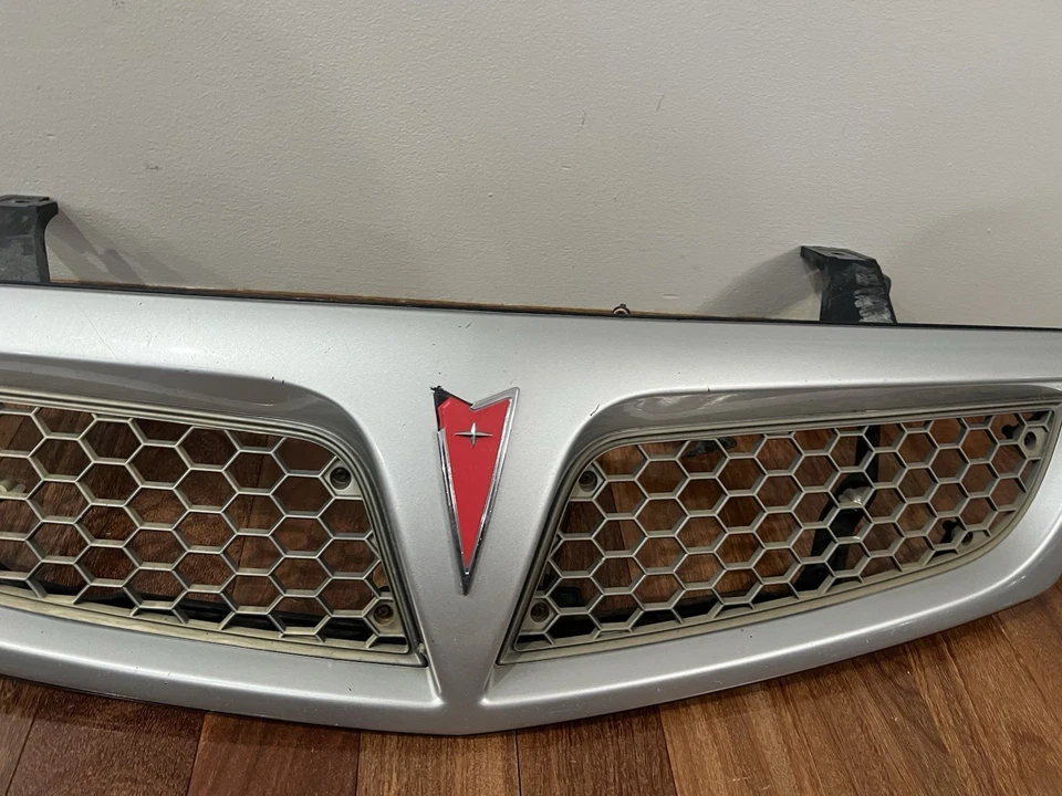 2001,2002, 2003, 2004, 2005 Pontiac Montana решетка в сборе OEM новый - Изображение 4 из 4