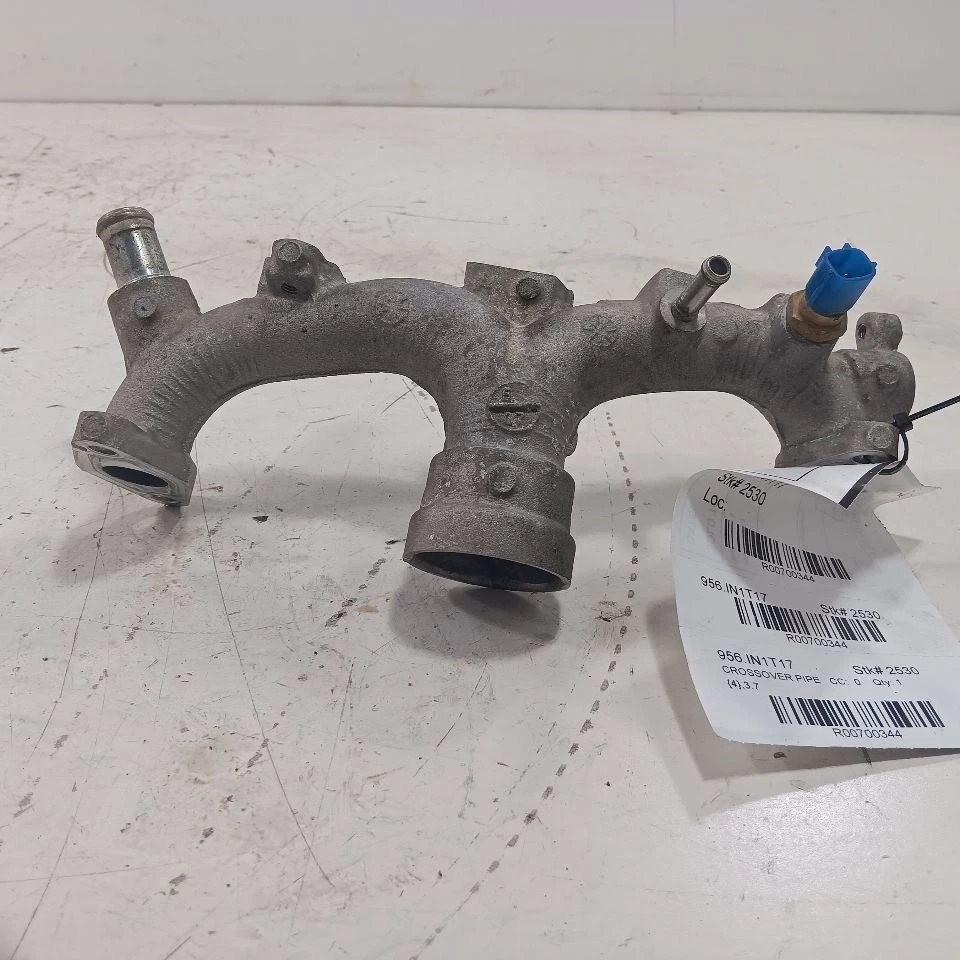 INFINITI QX50 Coolant Line Crossover Pipe 2017 2016 2015 2014 - Image 4 of 4