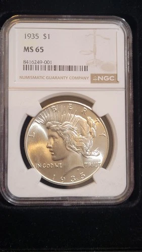 1935 Peace Dollar.        NGC MS65