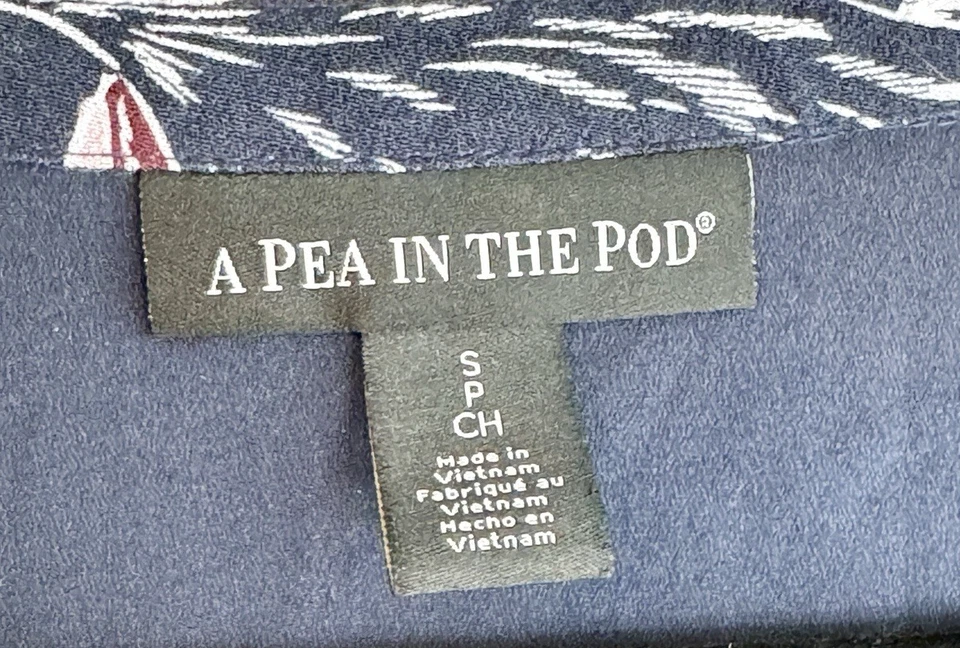 A Pea In the Pod Maternity Maxi Dress Navy Floral Small Beach Cottage - Image 4 of 4