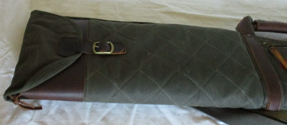 Estuche para pistola Benelli Lodge 53", algodón encerado oliva - 94060 Foto 2 de 4