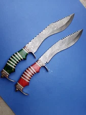 Set of Two Cudtom Handmade Damascus Steel hunting Bowie Knives W/Covers