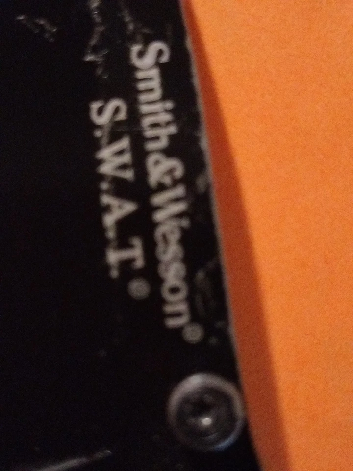 Smith and Wesson Baby Frame Lock Black Finish, SW3300B Folding Knife 2.62" Blade - Image 3 of 4