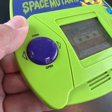 Preços baixos em Os Simpsons Jogo eletrônico portátil Jogos