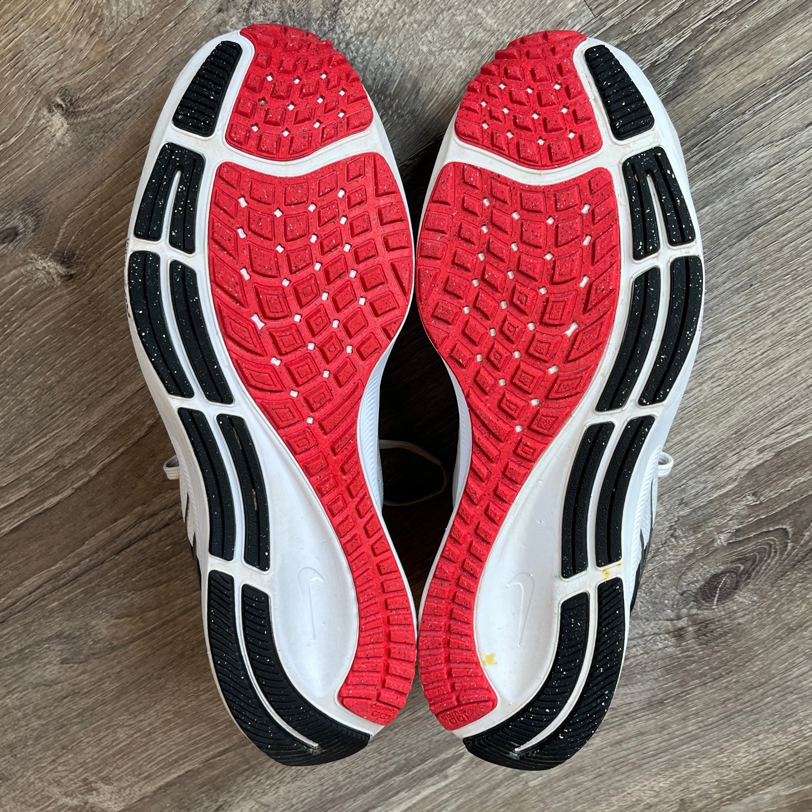 Nike Air Zoom Pegasus 38 Running Shoes White Black Womens 11 UK 8.5 EU 43 thumbnail 9