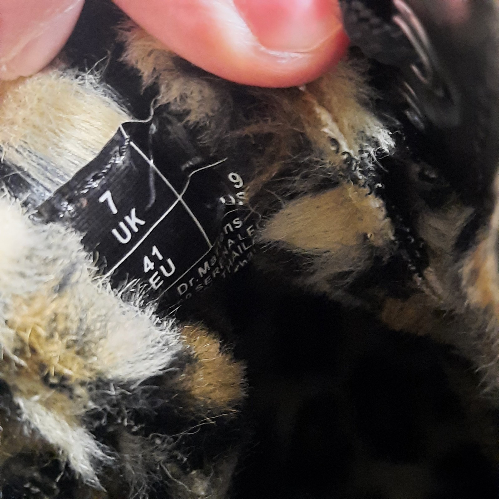 Dr Doc Martens 1460 Serena Leo Womens Size 9 Boots Black Leopard Faux Fur Lined thumbnail 10