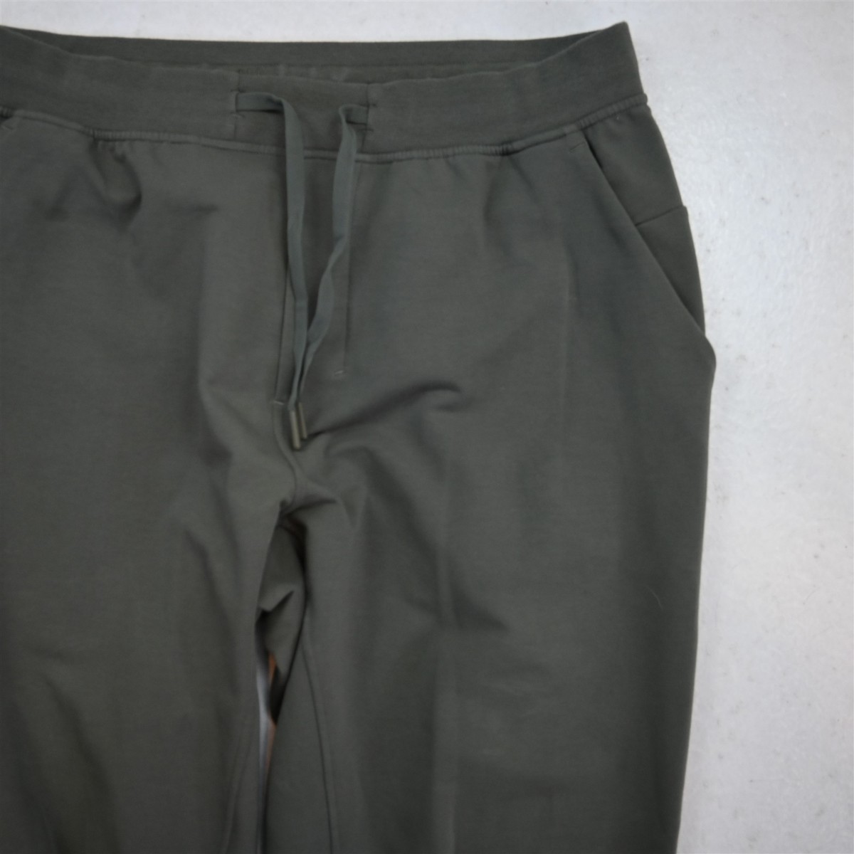 Lululemon XLx29 Green French Terry M5543S City Sweat Jogger Mens