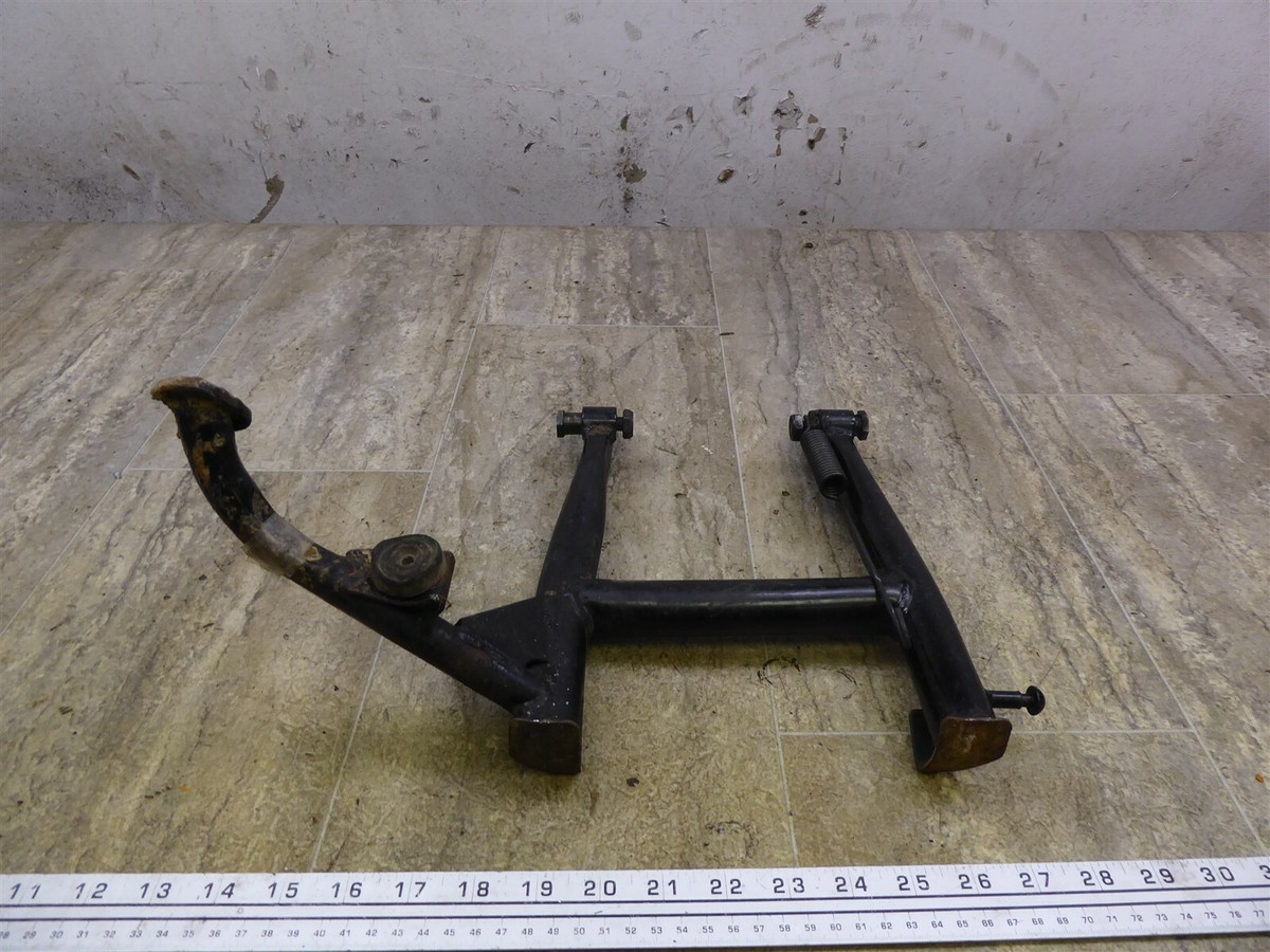 1993 Kawasaki EX500A Ninja K689) main center frame stand with