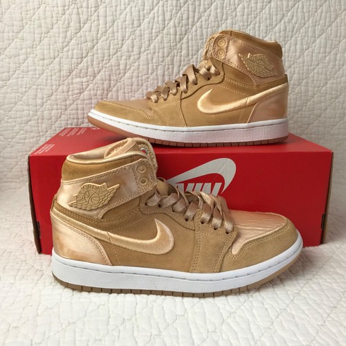 Air Jordan 1 Retro High Shoes Women’s SZ 6 Season of Her: Ice Peach AO1847-845
