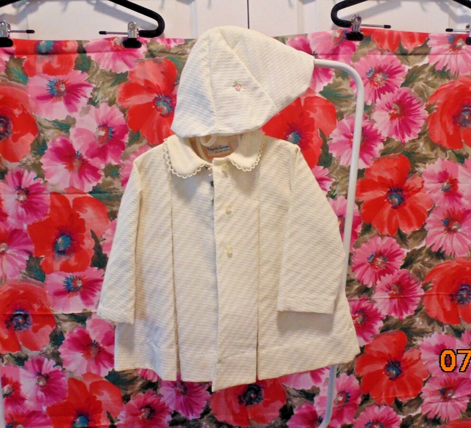 VTG. Baby In The Carriage By Bo Peep Cotton Textured Coat/Hat -Infant size 12mos - Image 2 of 4