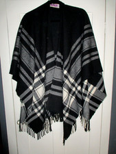 100% Wool Scottish Highlands Black White Poncho Scarf Throw