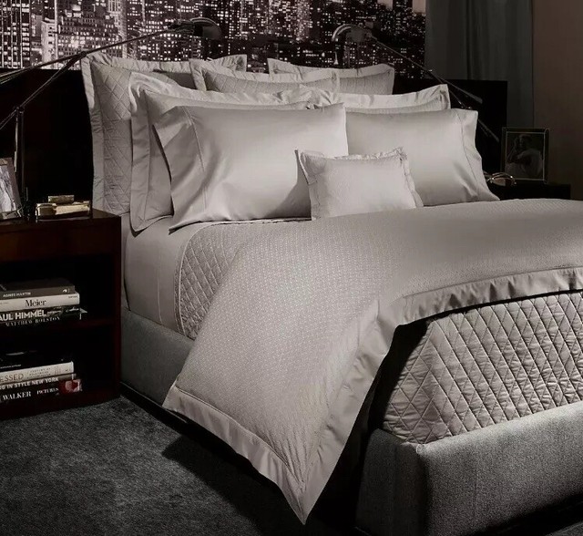 Ralph Lauren Full Queen Bedford Quilted Coverlet