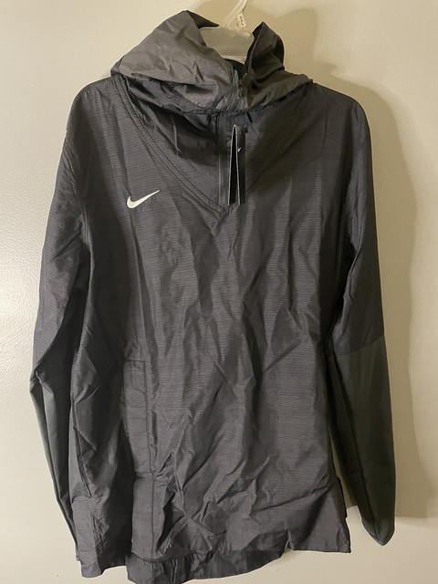 nike team authentic lightweight fly rush jacket