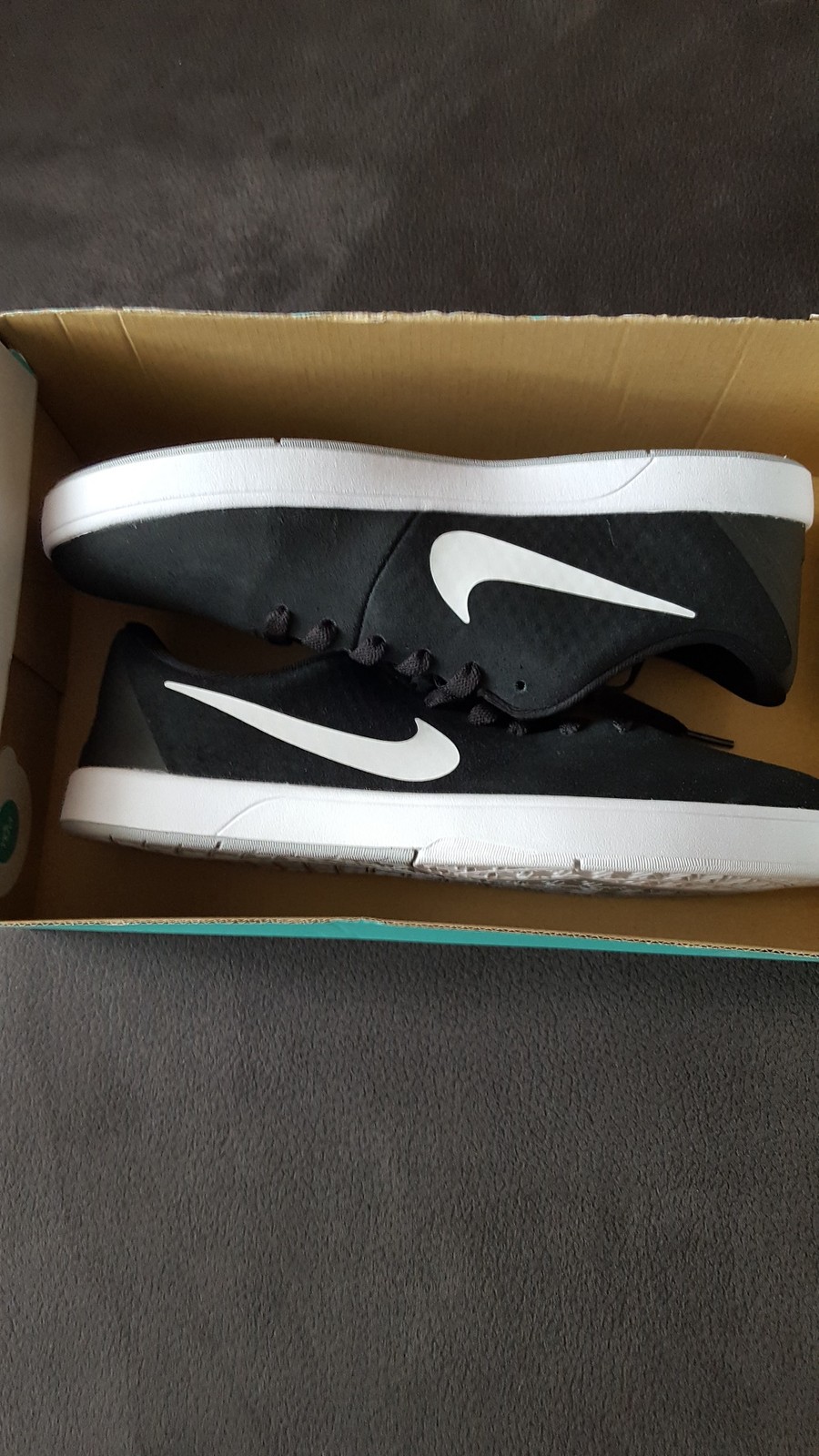 Nike Takedo SB , Gr. 42,5 - NEU - Skaterschuhe Sneaker Nike Takedo SB , Gr. 42,5 - NEU - Skaterschuhe Sneaker