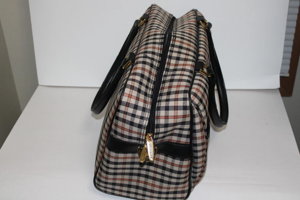 Bolso de viaje Pierre Cardin de fin de semana a cuadros tostado de colección equipaje médico durante la noche Foto 3 de 4