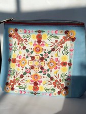 ESTEE LAUDER Light Blue Flower Makeup Cosmetic Bag Travel