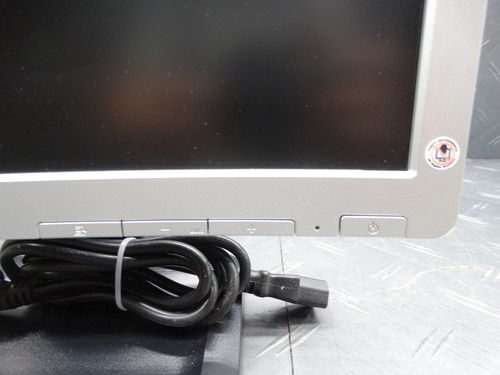 HP Compaq 17 in LCD Monitor LE1711 w/ Power Cable - Picture 7 of 11
