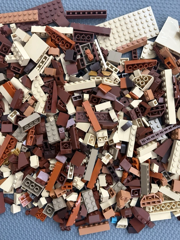 LOTE LEGO 600+ Placas Base Mezcladas TURRÓN MARRÓN BRONCEADO NEUTRO, Pendientes, Cuñas, Ladrillos Foto 3 de 4