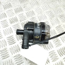 Pompe à eau Audi Q3