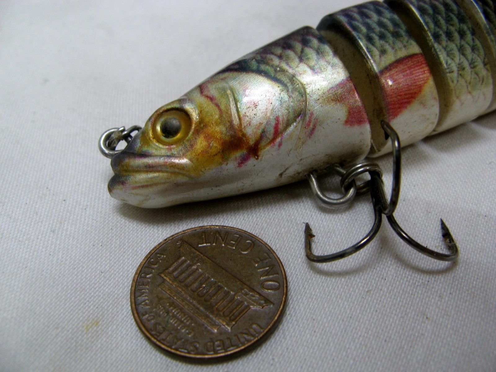 lot of 2 TRUSCEND Fishing Lures -