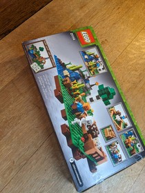 LEGO MINECRAFT 21114 The Farm New in Box