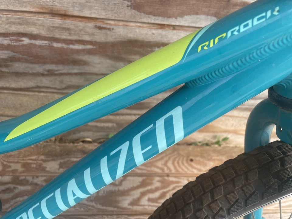 Specialized Riprock 20" wheels kids bike - Image 4 of 4